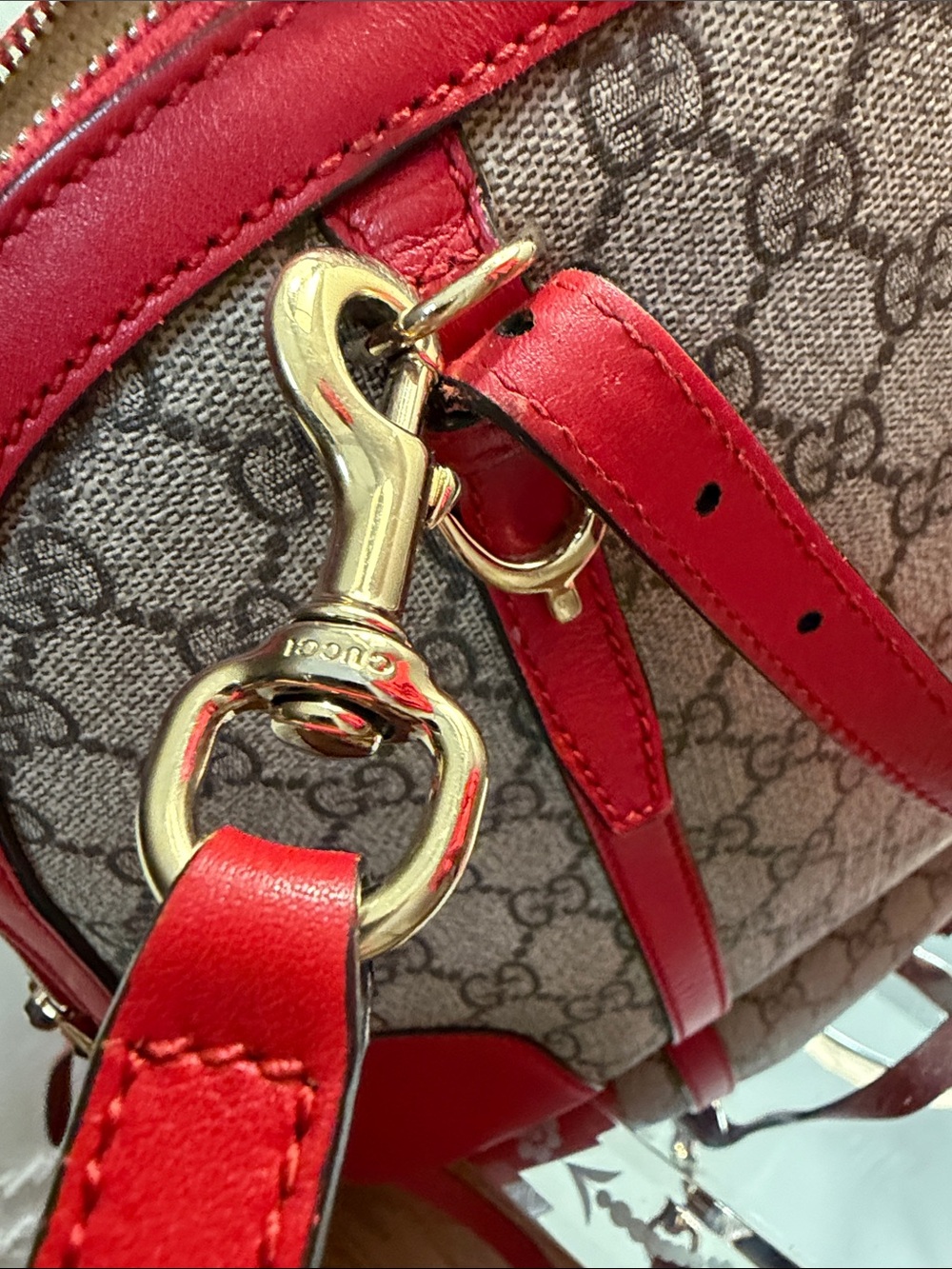 GUCCI Beige GG Supreme Satchel w/Red Leather Trim, dust bag, detachable Gucci - Picture 12 of 12